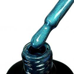 Kimpression Cat Eye Gel Polish, petrolblå shimmer på pensel över flaskan