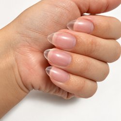 Soft gel tip - Short Oval på naglarna