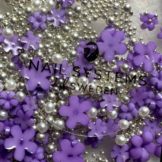 Kawaii Flowers Purple – dekorativa blommor och caviar-kulor för nageldekoration