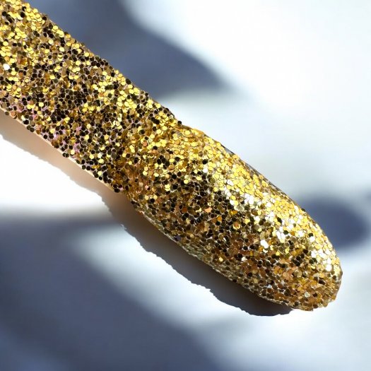 Shine in classic gold! Fine 0.4 mm glitter – perfect for decorations and glitter designs on nails.