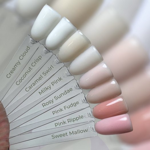 Discover Toffee Builder Gel Coconut Crisp – a medium viscosity, opaque white sculpting gel with amazing self-leveling properties