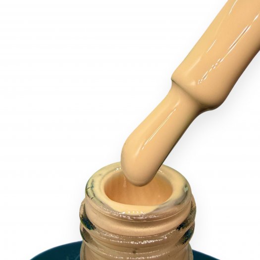 Crazy Banana Gel Polish är en ljus och fräsch pastellgul gelpolish som ger en lekfull och livlig touch till naglarna. Perfekt fö