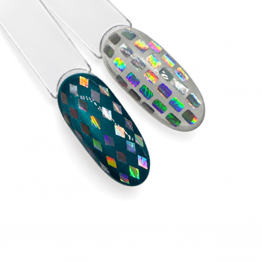 Geo Holo Box på nageltippar, holografiska romber och fyrkanter i mönster