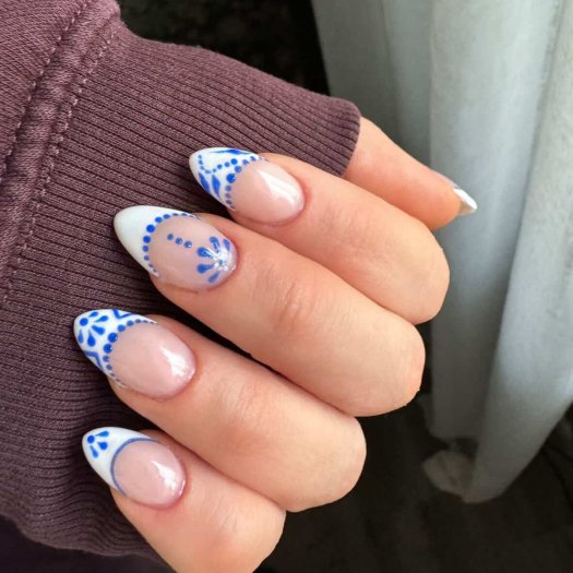 BIAB Liquid Extension Nude från Nail Systems of Sweden är en nude-färgad soak-off builder gel i flaska, utvecklad för naturlig f