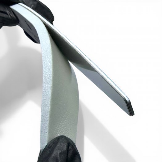 Sustain 100 grit Buffer – buffer med klisterbaksida för Sustain Metal Core. Perfekt för att jämna ut och bearbeta konstmaterial