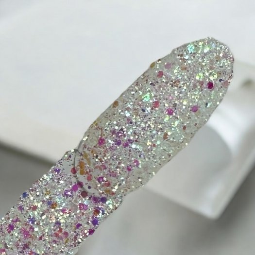 Glit-Mix Opal Frost är ett vitt glitter i mixade storlekar med rosa och grönt skimmer. 5g burk. Använd i klibbig gelé, kapsla in