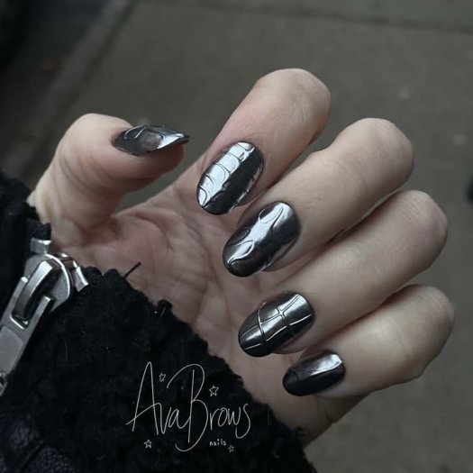 Royal Silver chrome – spegeleffekt i silver utan spill