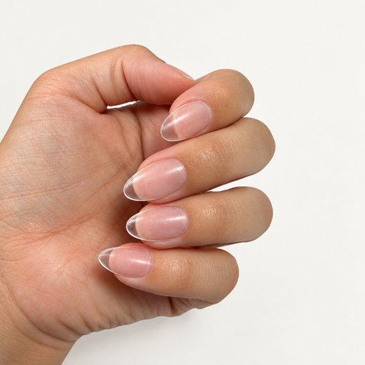 Soft gel tip - Short Oval på naglarna
