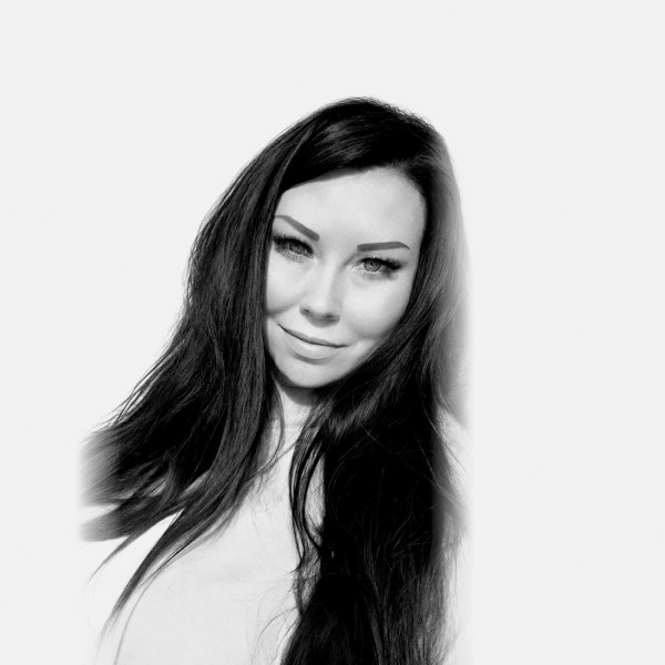 Elin, lärare hos Nail Systems of Sweden